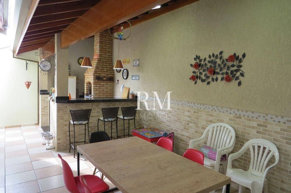 Casa, 3 quartos, 220 m² - Foto 13