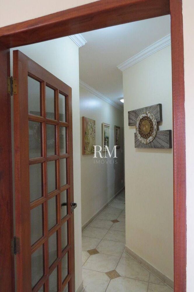 Casa, 3 quartos, 220 m² - Foto 4