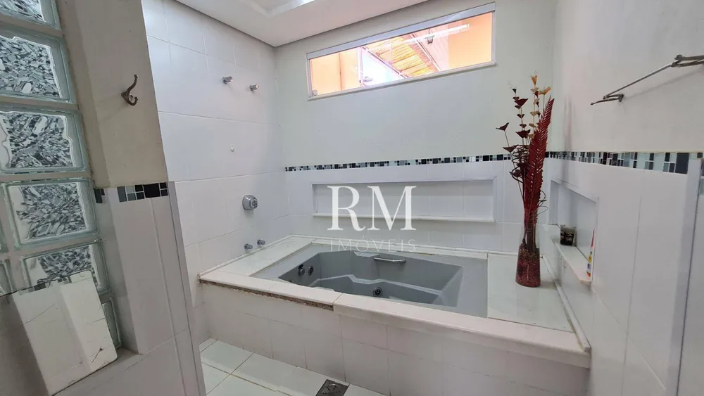 Casa, 4 quartos, 220 m² - Foto 4