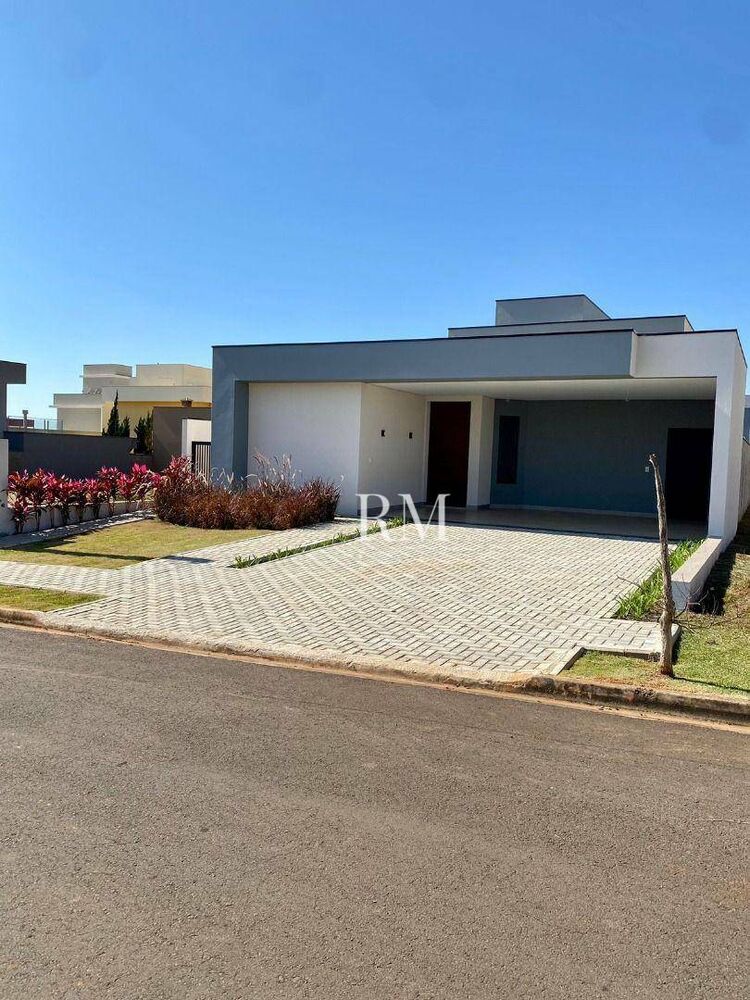 Casa de Condomínio à venda com 3 quartos, 200m² - Foto 1