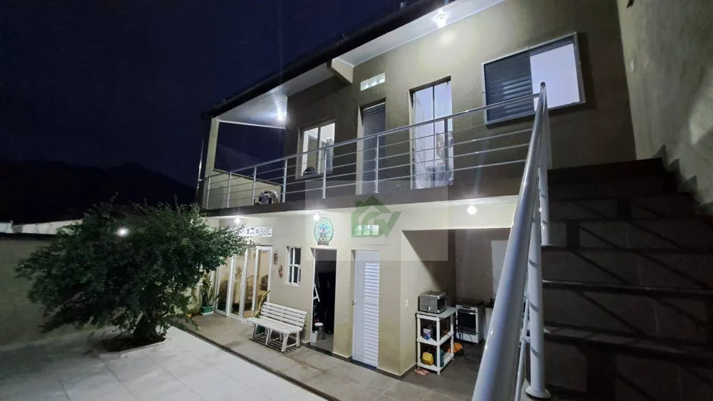 Casa, 4 quartos, 174 m² - Foto 2