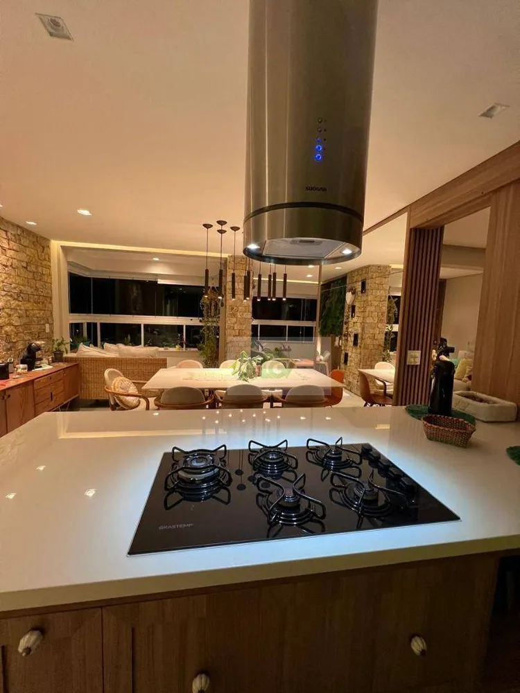 Apartamento, 3 quartos, 132 m² - Foto 2