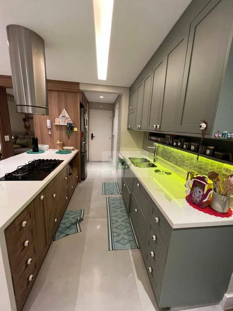 Apartamento, 3 quartos, 132 m² - Foto 3