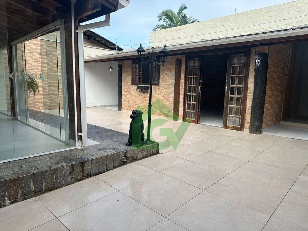 Casa, 3 quartos, 158 m² - Foto 2