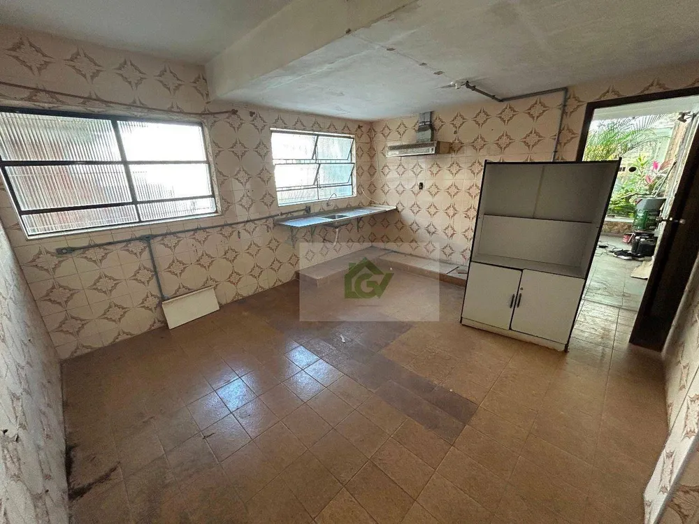 Casa, 7 quartos, 280 m² - Foto 2