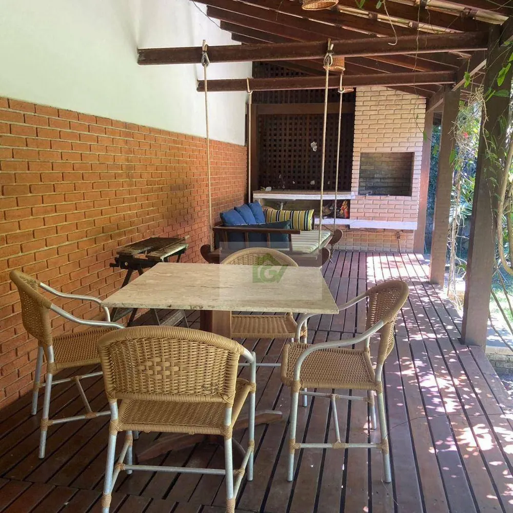 Casa, 4 quartos, 240 m² - Foto 2