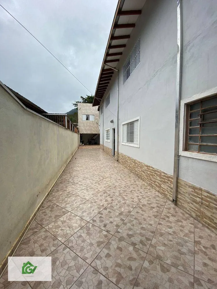 Sobrado, 5 quartos, 180 m² - Foto 2