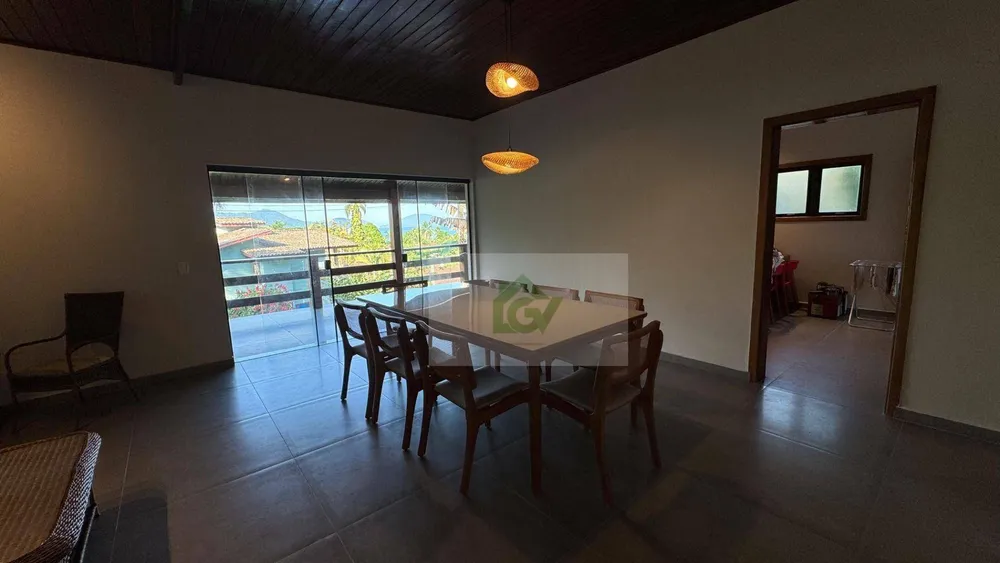 Casa, 3 quartos, 190 m² - Foto 1
