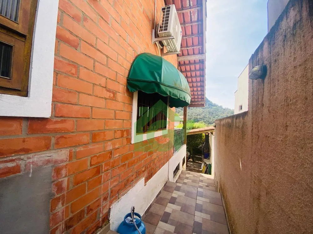 Casa, 5 quartos, 230 m² - Foto 10