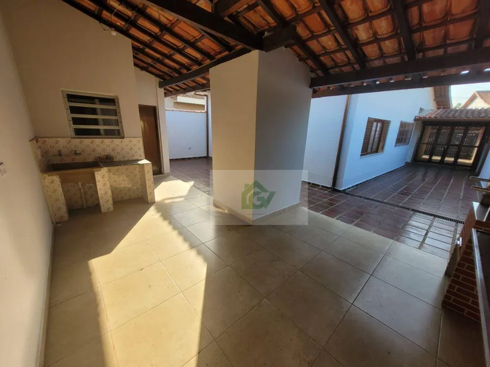 Casa, 4 quartos, 180 m² - Foto 3