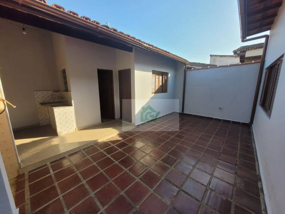 Casa, 4 quartos, 180 m² - Foto 2