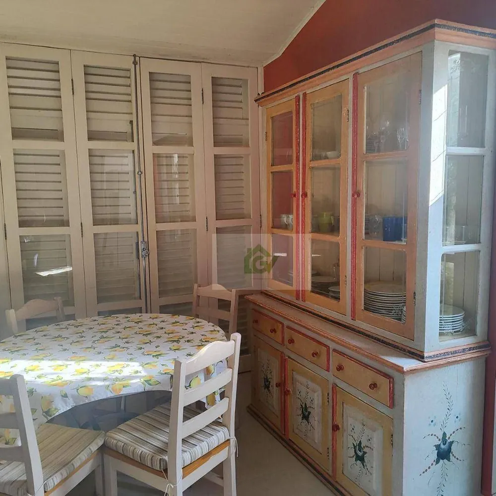 Casa, 5 quartos, 330 m² - Foto 4