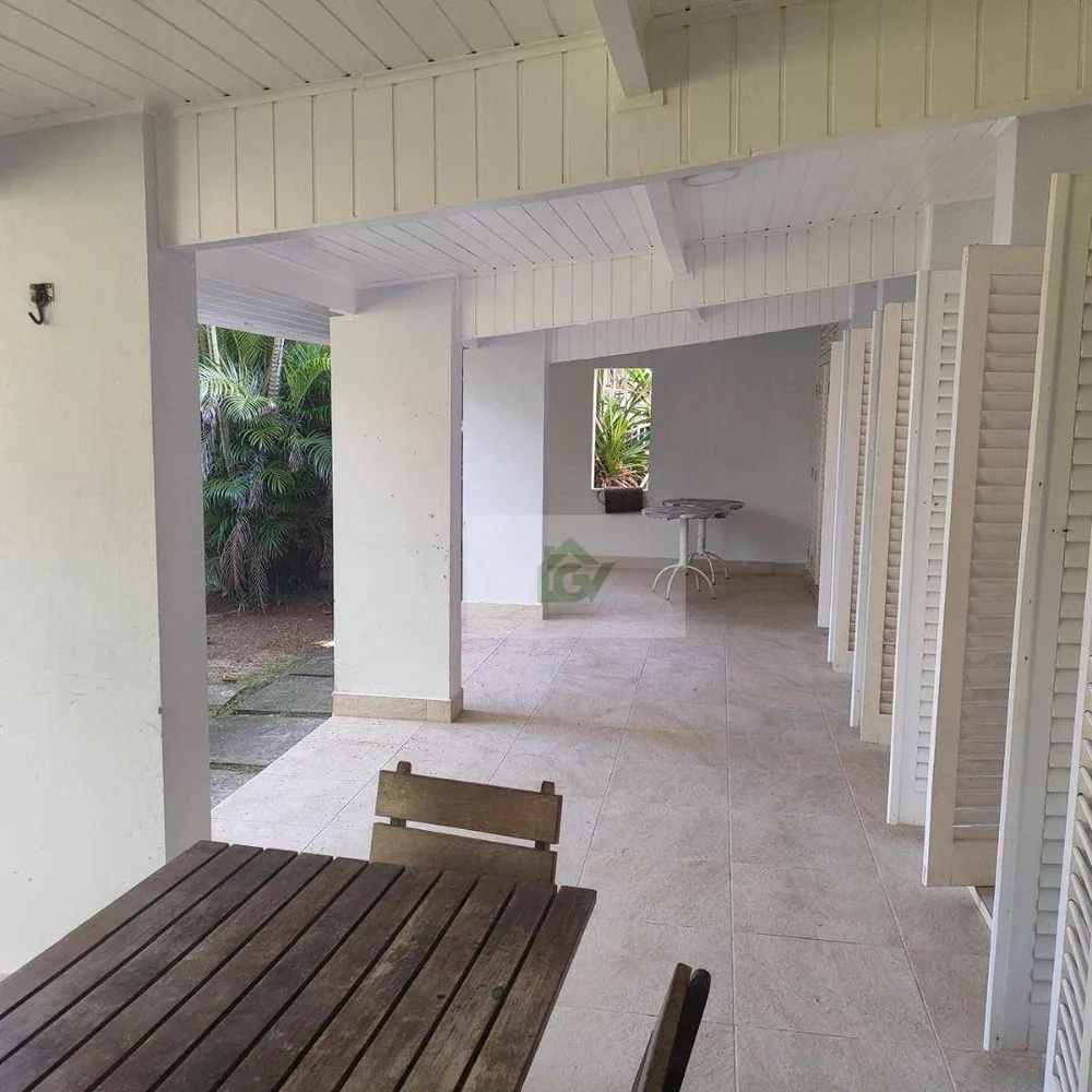 Casa, 5 quartos, 330 m² - Foto 3
