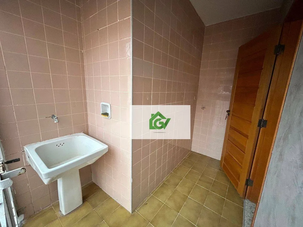 Casa, 5 quartos, 232 m² - Foto 9