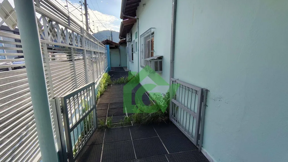 Casa, 3 quartos, 156 m² - Foto 1