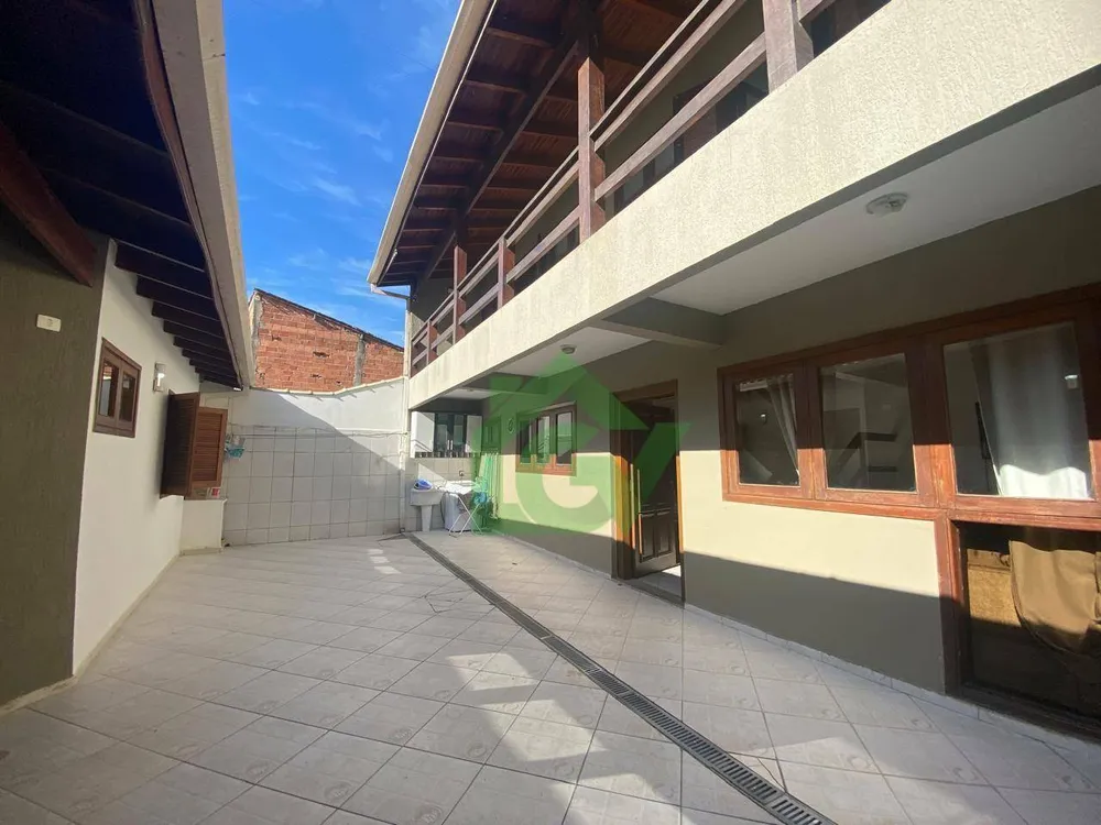 Casa, 6 quartos, 350 m² - Foto 5