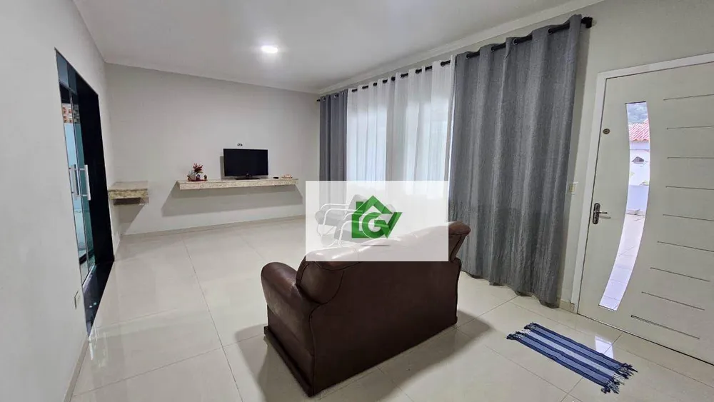 Casa, 4 quartos, 205 m² - Foto 2