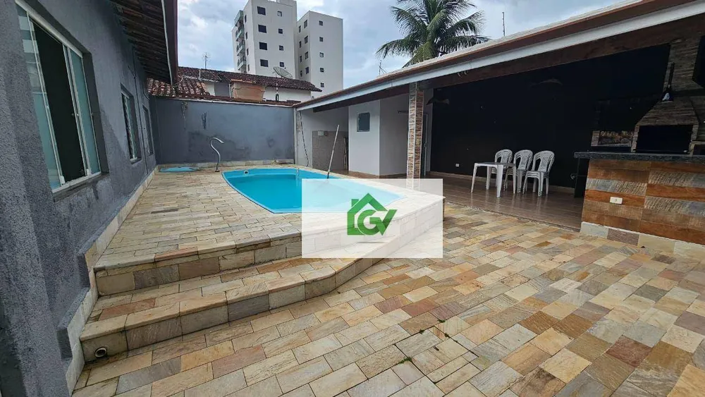 Casa, 4 quartos, 205 m² - Foto 1