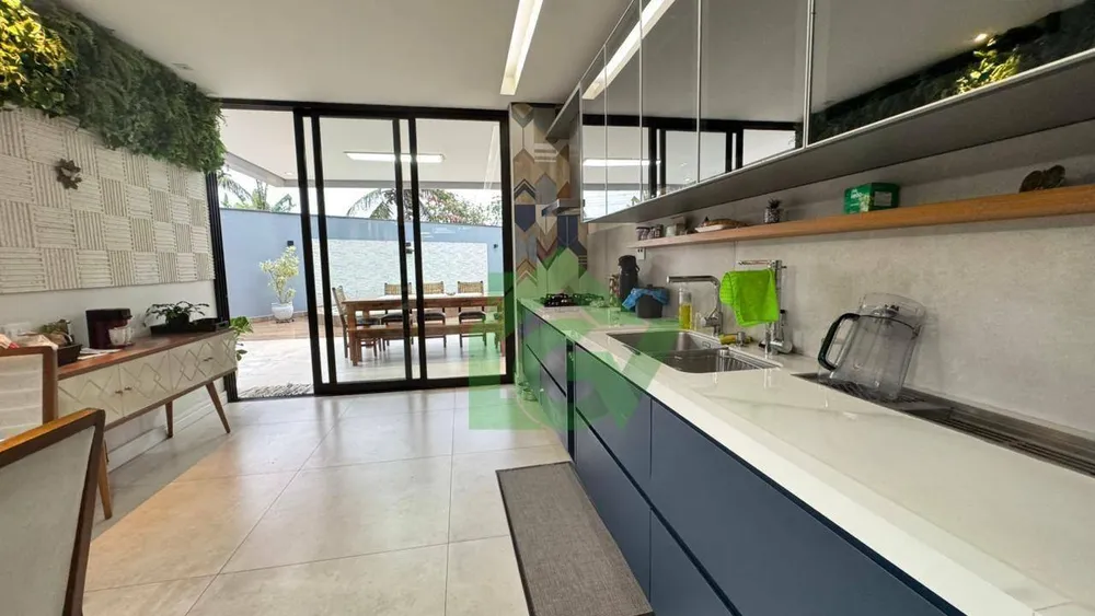 Casa, 3 quartos, 220 m² - Foto 1