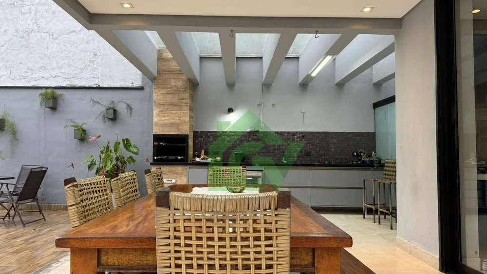 Casa, 3 quartos, 220 m² - Foto 4