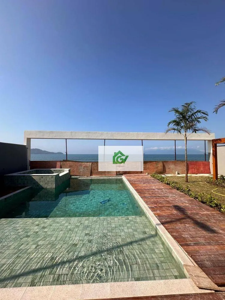 Casa, 3 quartos, 236 m² - Foto 2