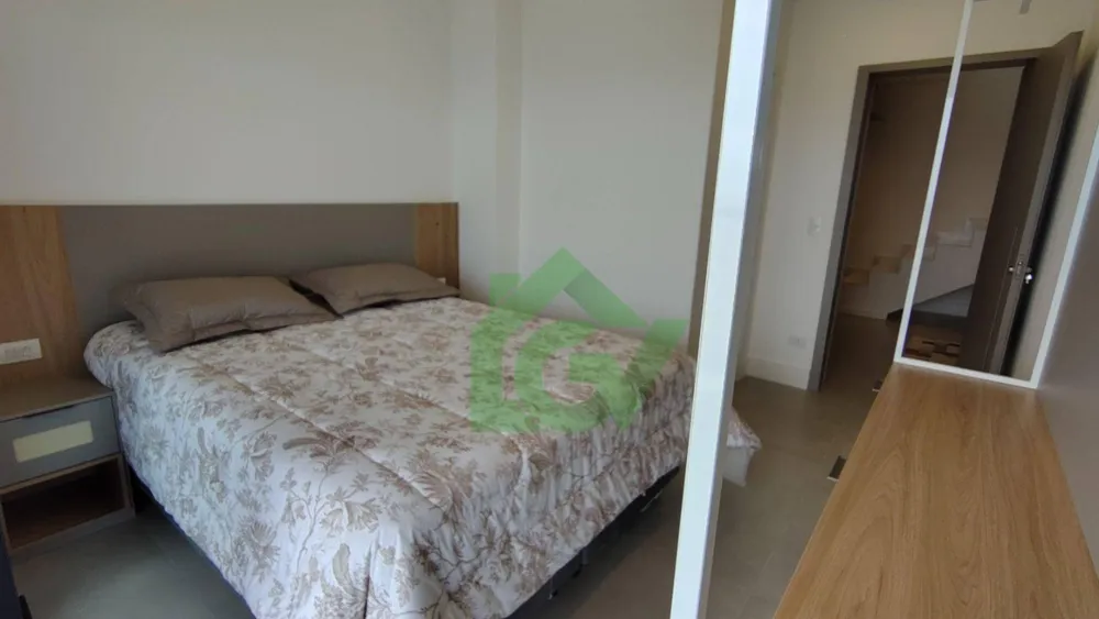 Cobertura, 3 quartos, 208 m² - Foto 2