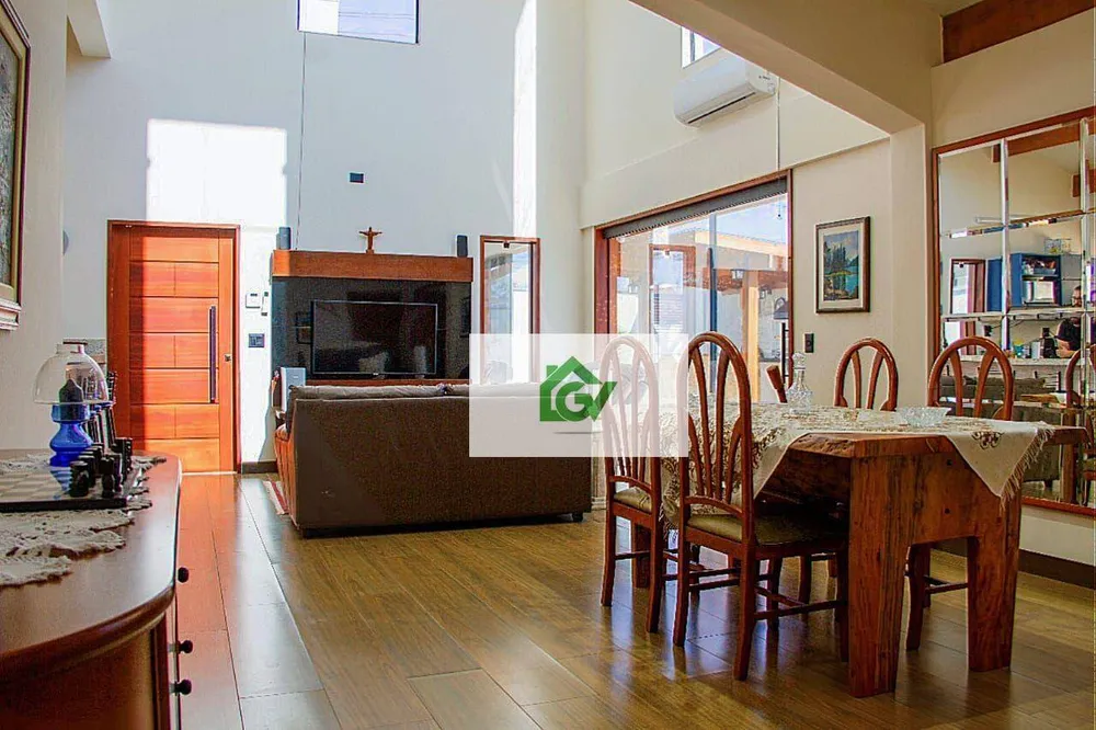 Casa, 3 quartos, 238 m² - Foto 2