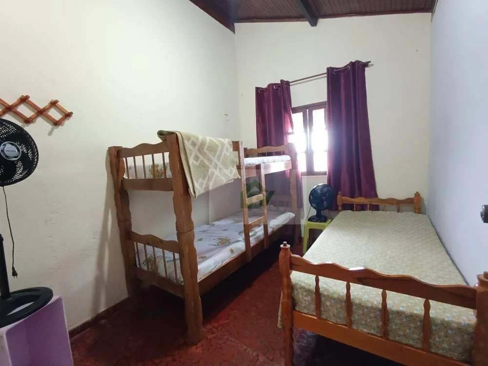 Casa, 7 quartos, 221 m² - Foto 4