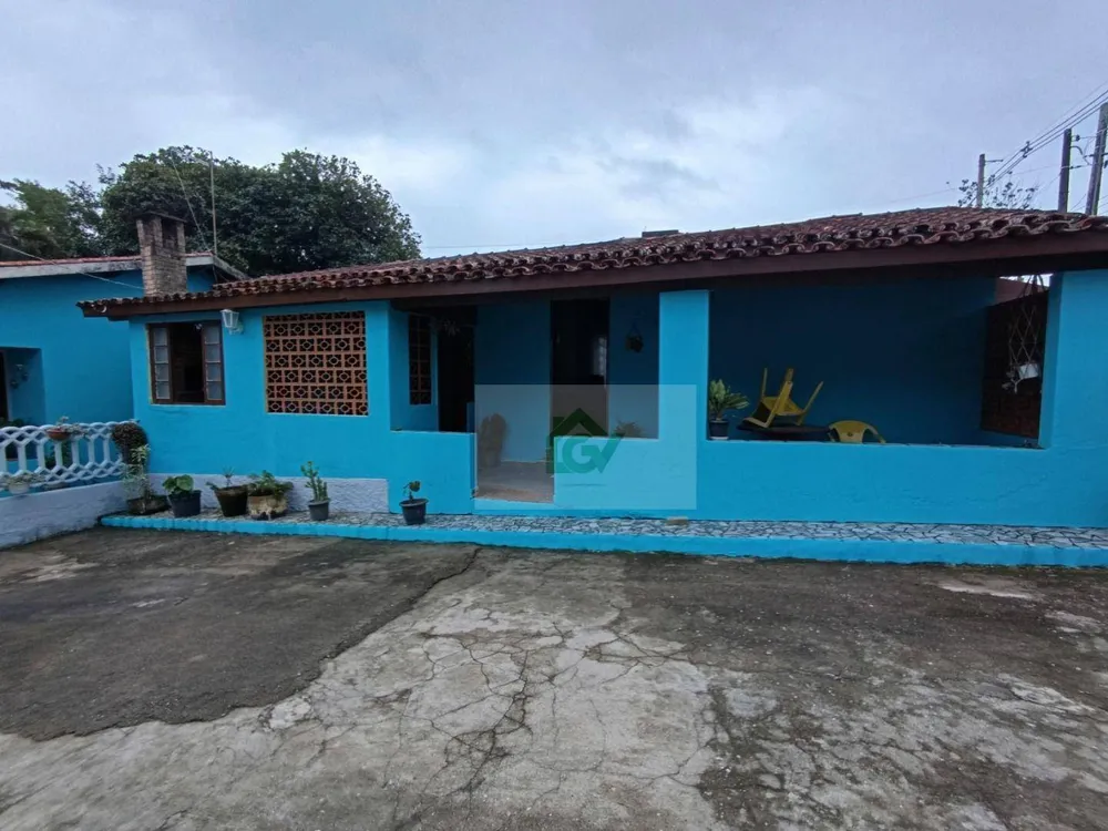 Casa, 7 quartos, 221 m² - Foto 2