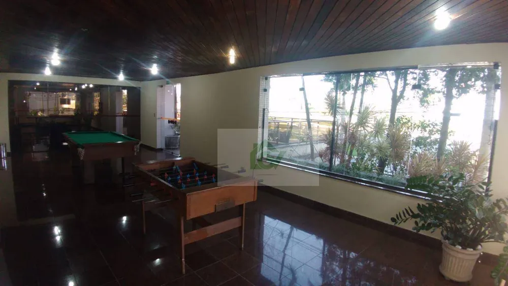 Apartamento, 3 quartos, 140 m² - Foto 12