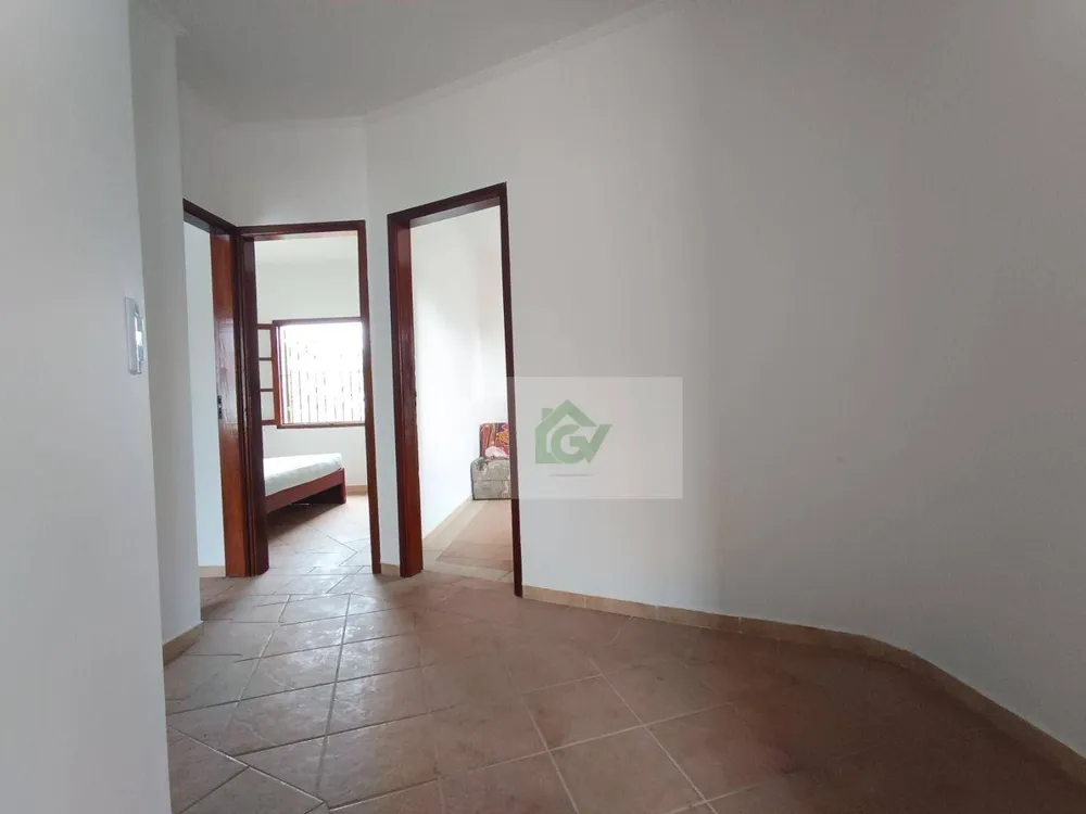 Casa, 5 quartos, 244 m² - Foto 9