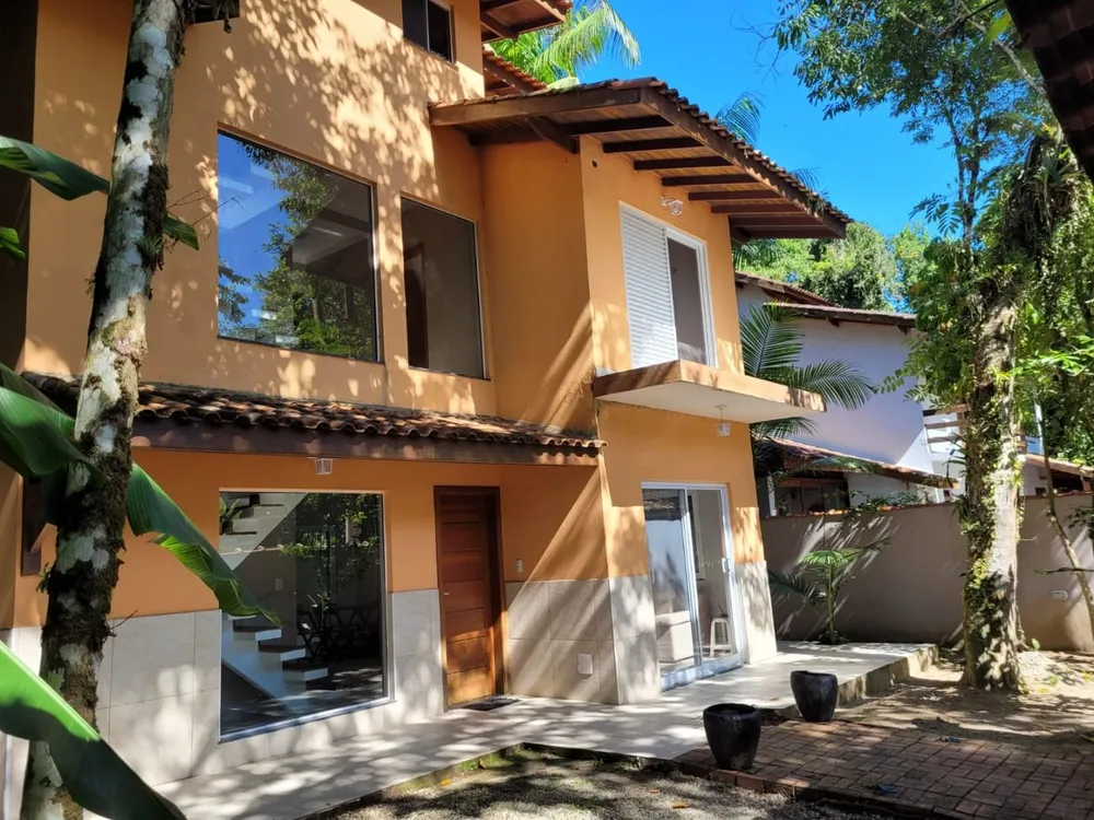 Sobrado, 3 quartos, 400 m² - Foto 1