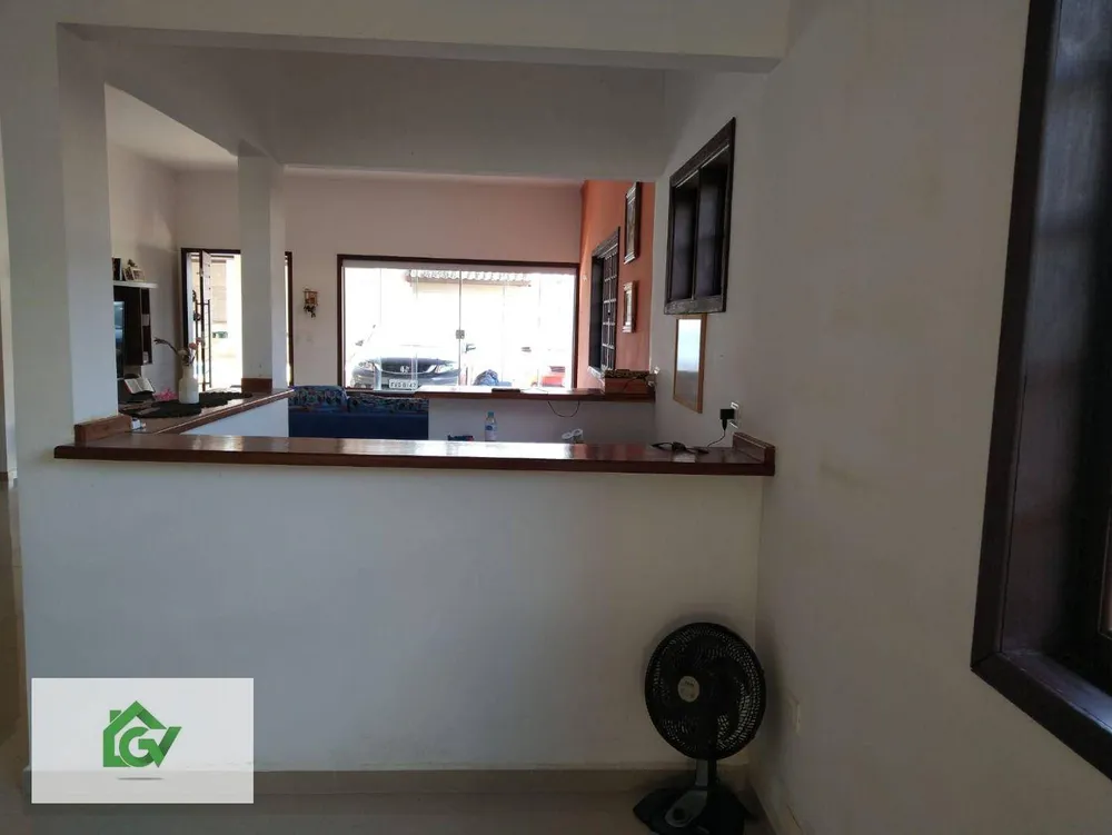 Casa, 3 quartos, 250 m² - Foto 4