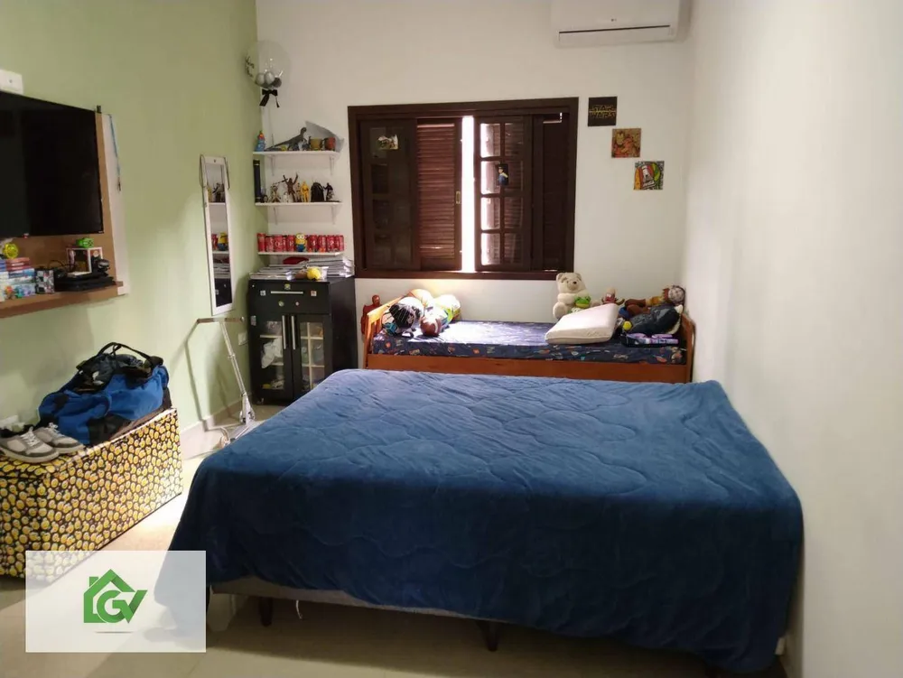 Casa, 3 quartos, 250 m² - Foto 10