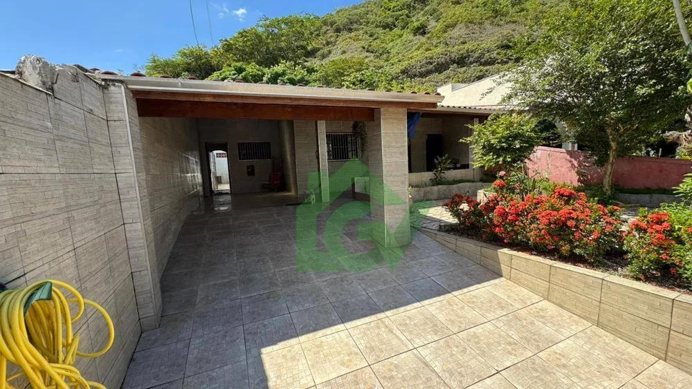 Casa, 4 quartos, 163 m² - Foto 1