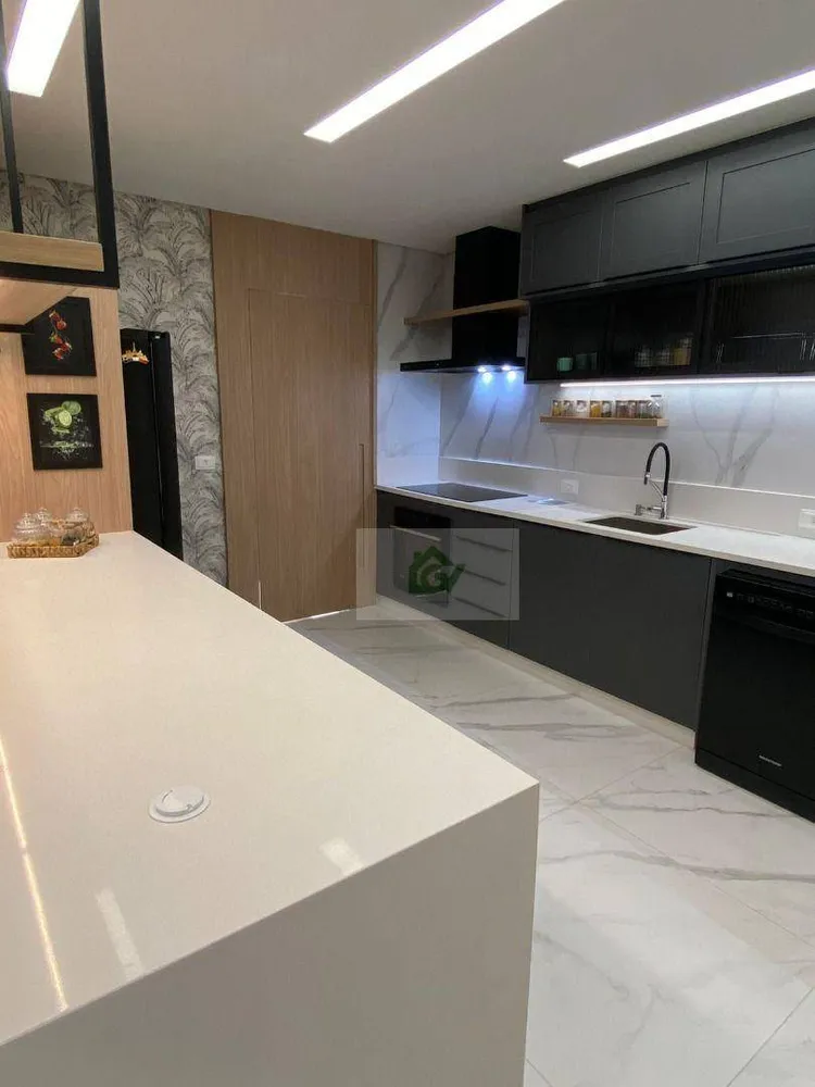 Apartamento, 3 quartos, 141 m² - Foto 2