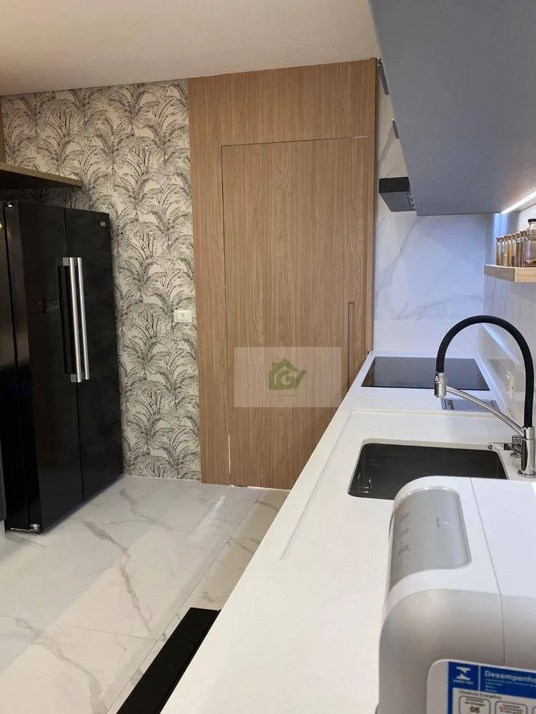 Apartamento, 3 quartos, 141 m² - Foto 1
