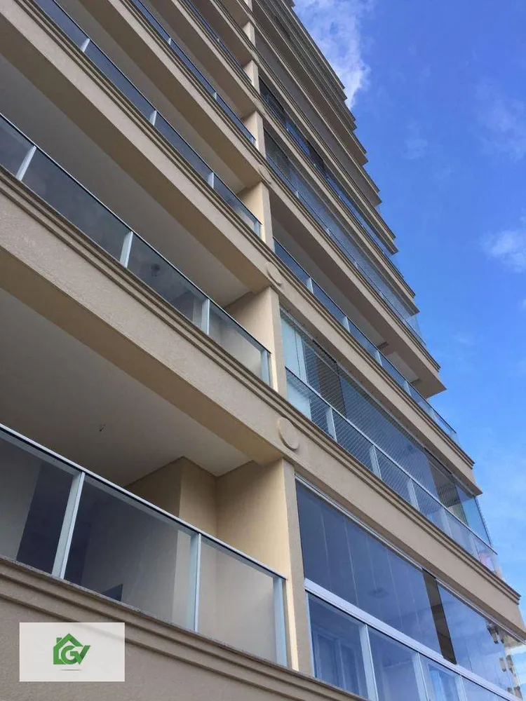 Cobertura, 3 quartos, 208 m² - Foto 3