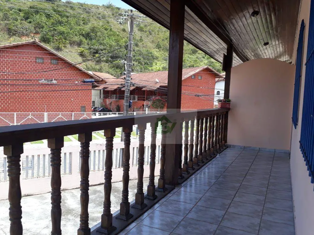Casa, 2 quartos, 200 m² - Foto 1
