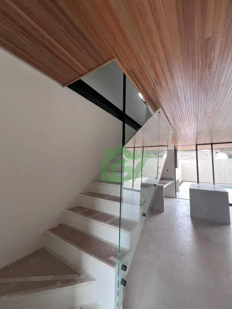 Casa, 3 quartos, 229 m² - Foto 4