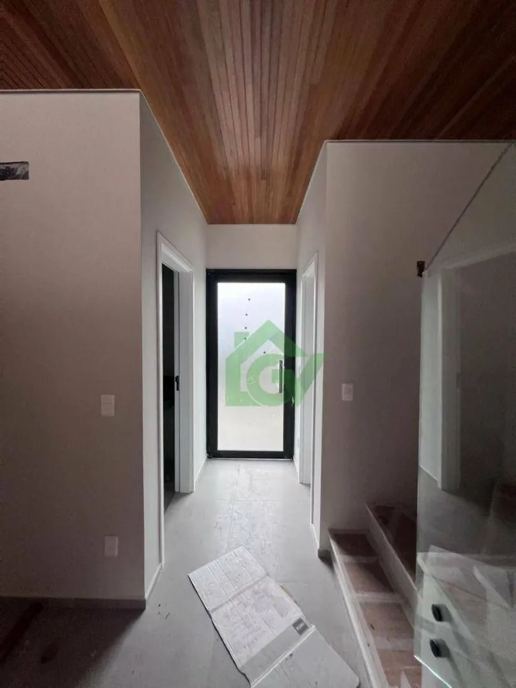 Casa, 3 quartos, 229 m² - Foto 3