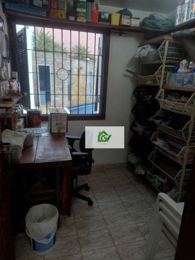 Casa, 3 quartos, 232 m² - Foto 7