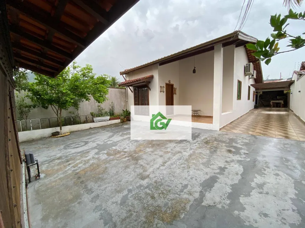 Casa, 3 quartos, 223 m² - Foto 2