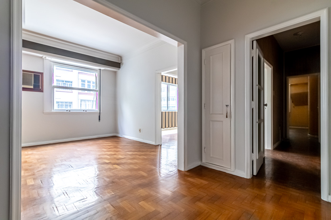 Apartamento à venda com 4 quartos, 230m² - Foto 40