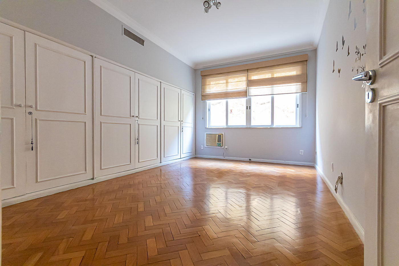 Apartamento à venda com 4 quartos, 525m² - Foto 4