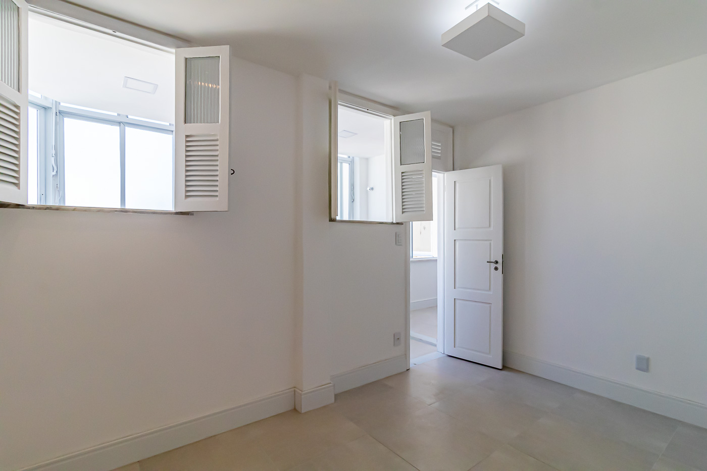 Apartamento à venda com 3 quartos, 225m² - Foto 15