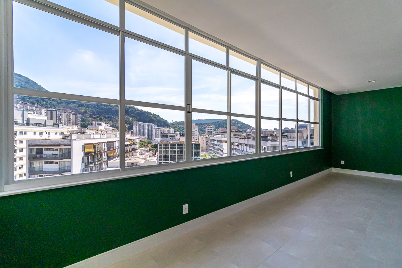 Apartamento à venda com 3 quartos, 225m² - Foto 41