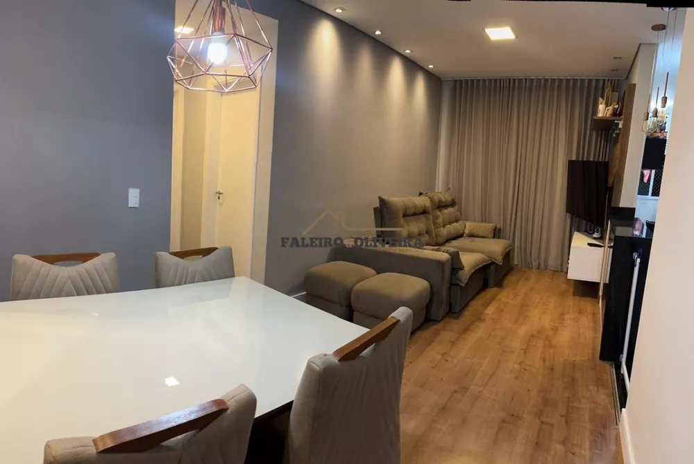 Apartamento à venda com 2 quartos, 66m² - Foto 4