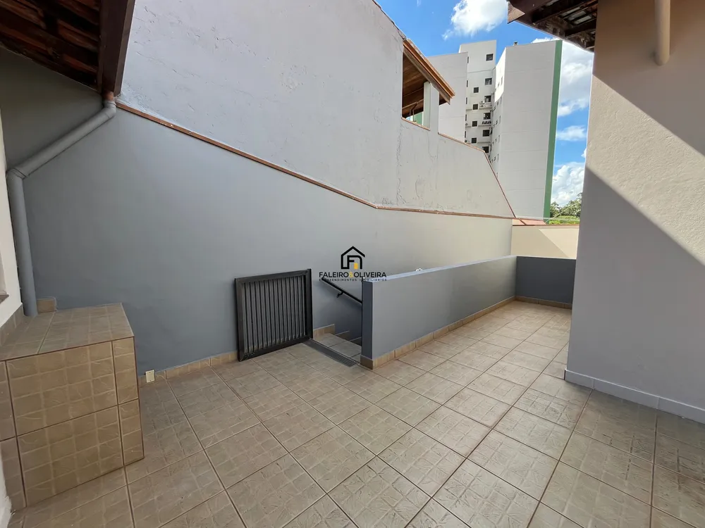 Casa, 4 quartos, 350 m² - Foto 8