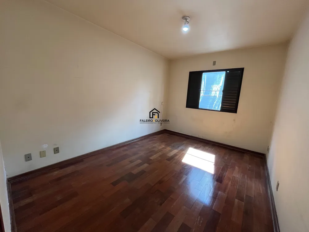 Casa, 4 quartos, 350 m² - Foto 5